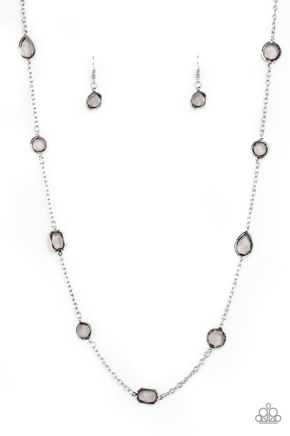 Glassy Glamorous - silver - Paparazzi necklace