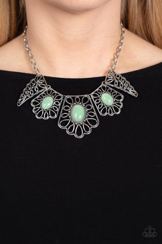 Glimmering Groves - green - Paparazzi necklace