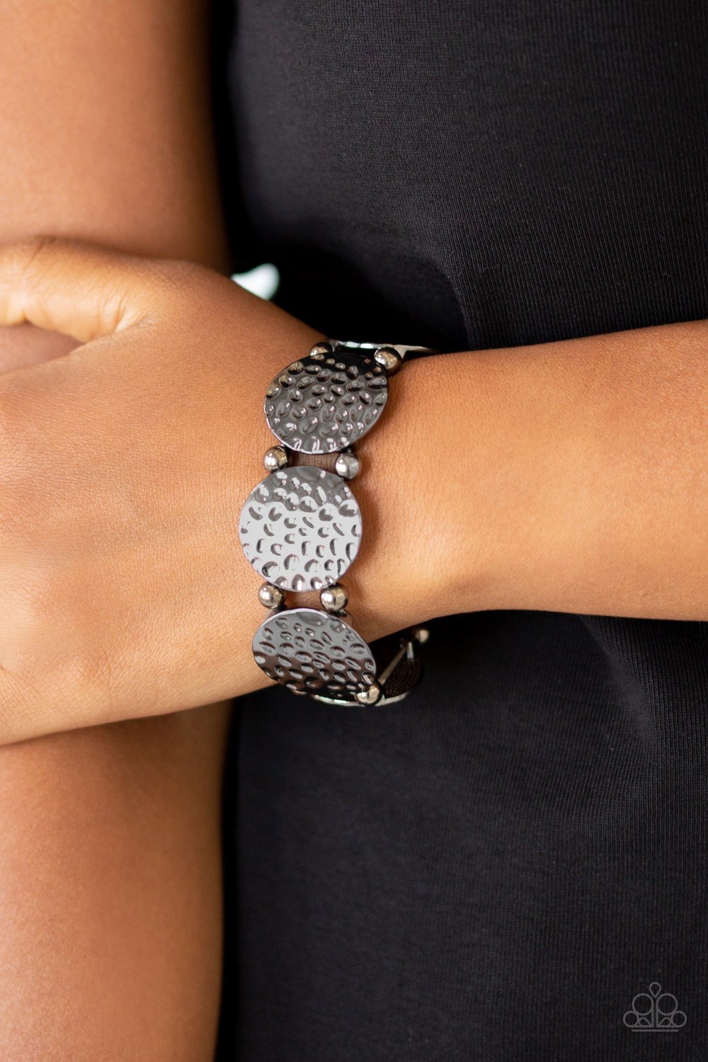 Glisten and Learn - black - Paparazzi bracelet