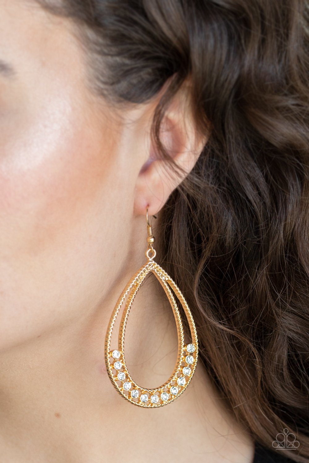 Glitz Fit-gold-Paparazzi earrings