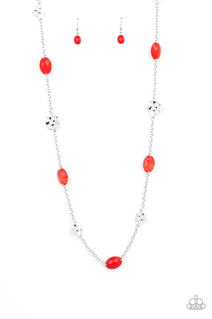 Glossy Glamorous - red - Paparazzi necklace