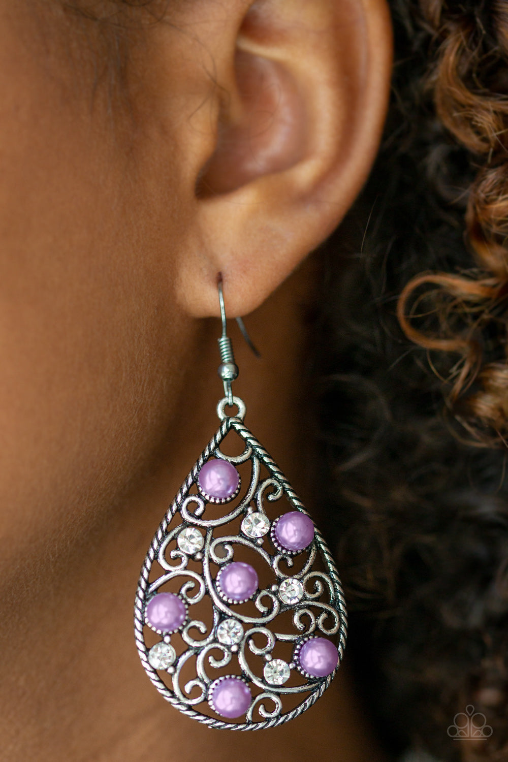 Glowing Vineyards - purple - Paparazzi earrings