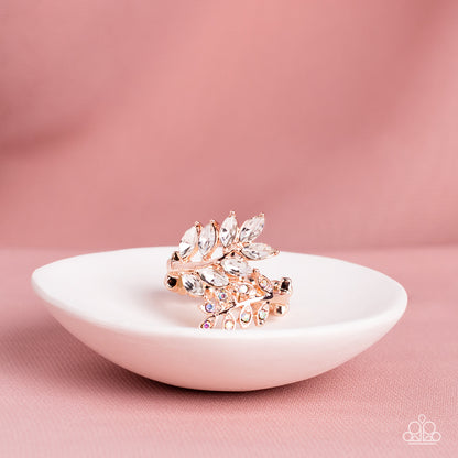 Glowing Gardenista - rose gold - Paparazzi ring