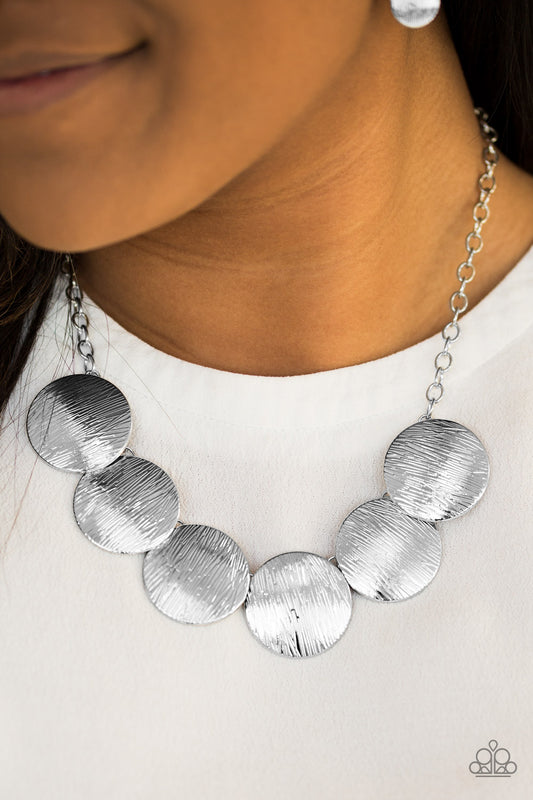 Glued to the SPOTLIGHT - Paparazzi necklace
