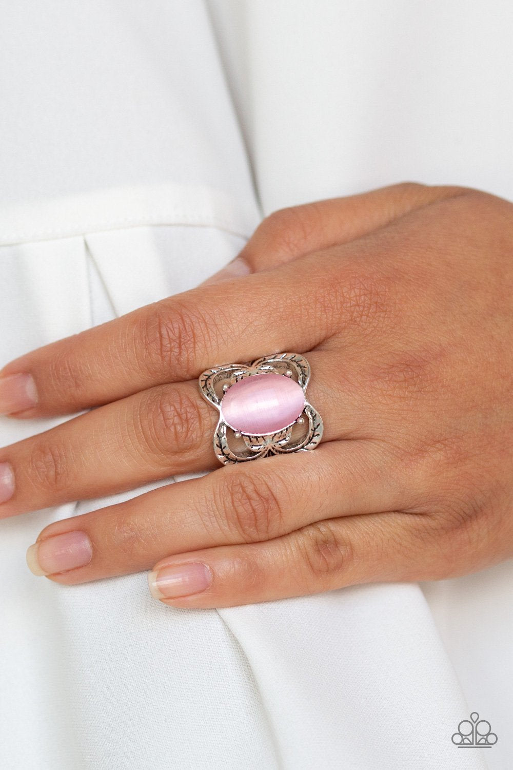 Go for Glow-pink-Paparazzi ring