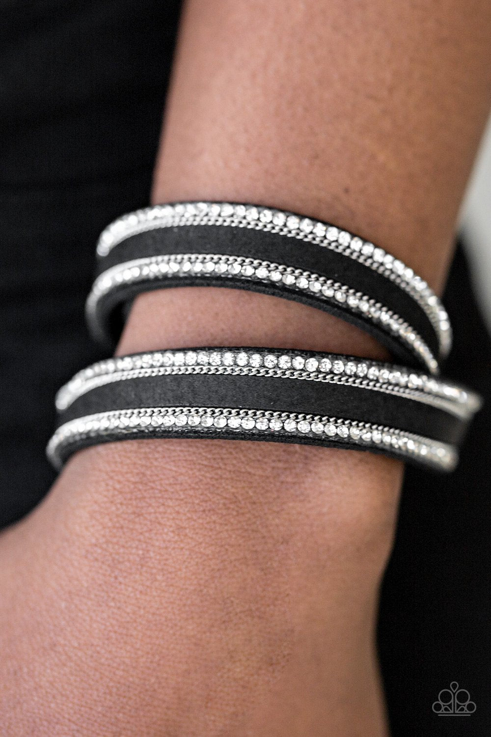 Going for GLAM - black - Paparazzi bracelet
