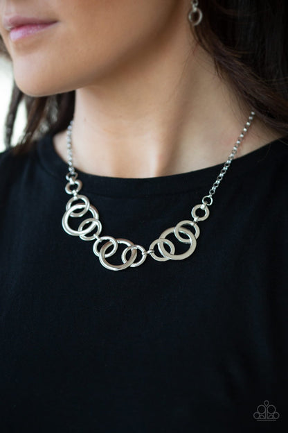 Going in Circles-silver-Paparazzi necklace