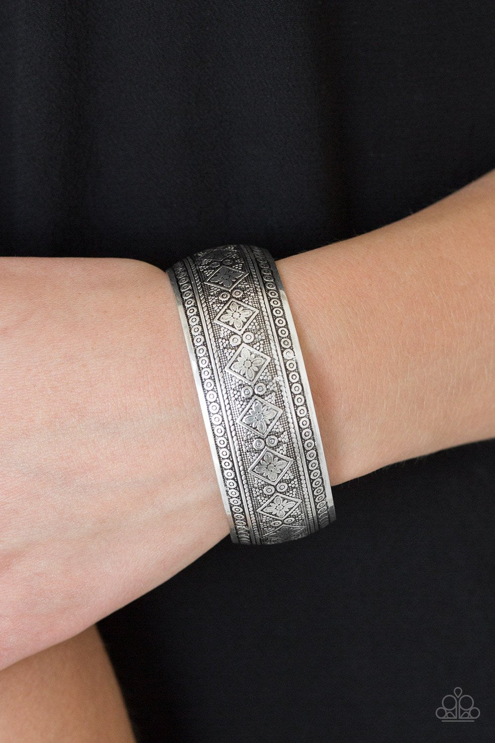 Gorgeously Gypsy - silver - Paparazzi bracelet – JewelryBlingThing