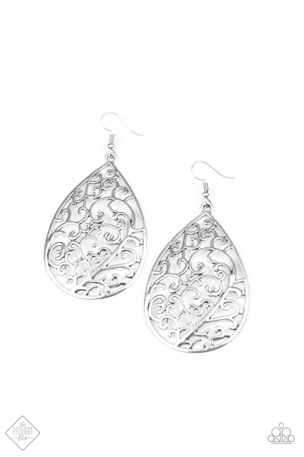 Grapevine Grandeur - silver - Paparazzi earrings