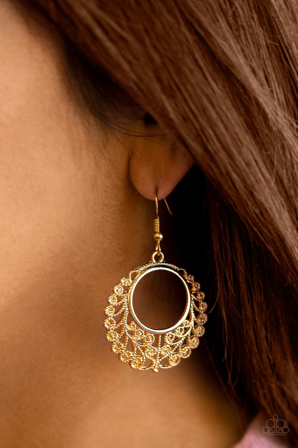 Grapevine Glamorous-gold-Paparazzi earrings