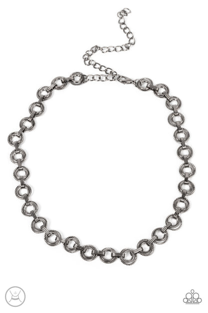 Grit and Grind - black - Paparazzi necklace