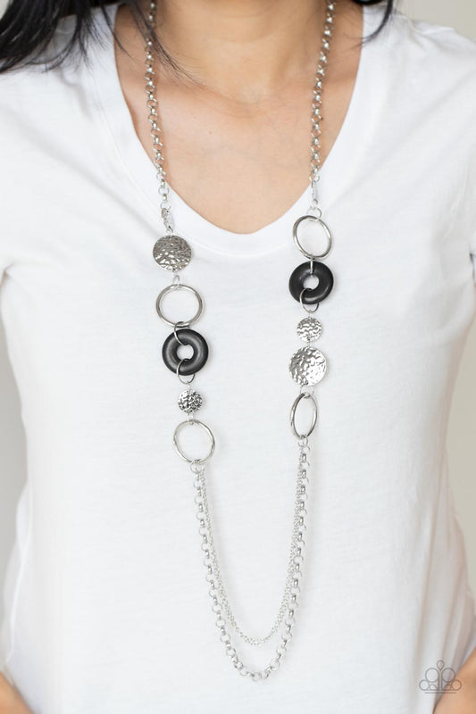 Grounded Glamour - black - Paparazzi necklace