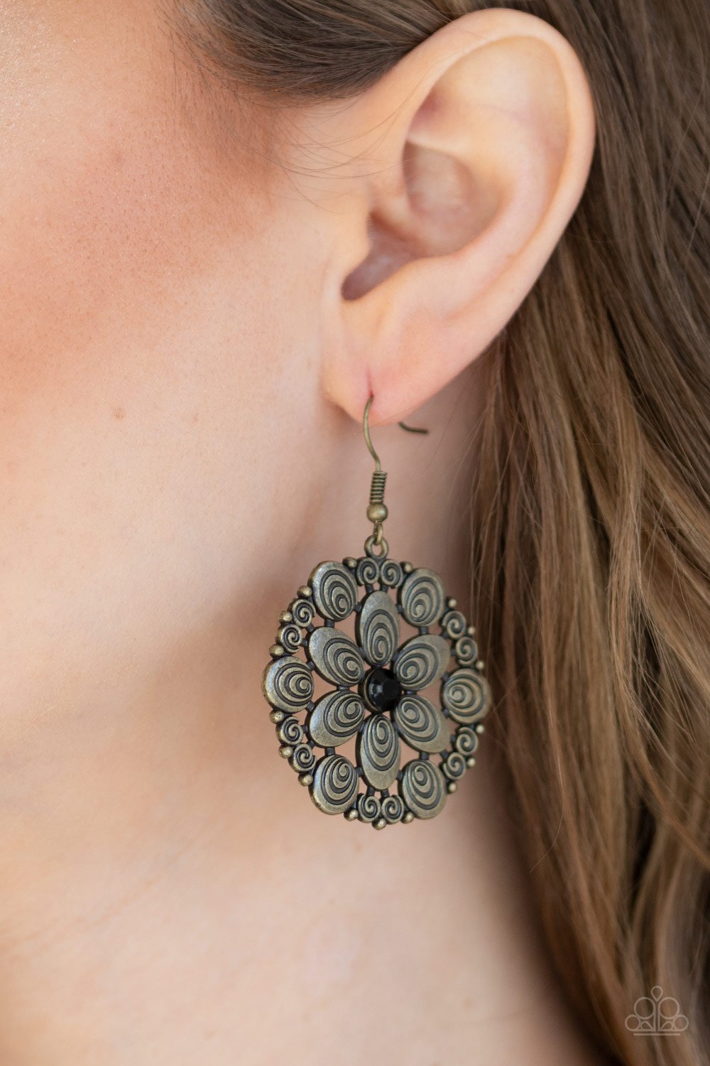 Grove Groove-black-Paparazzi earrings