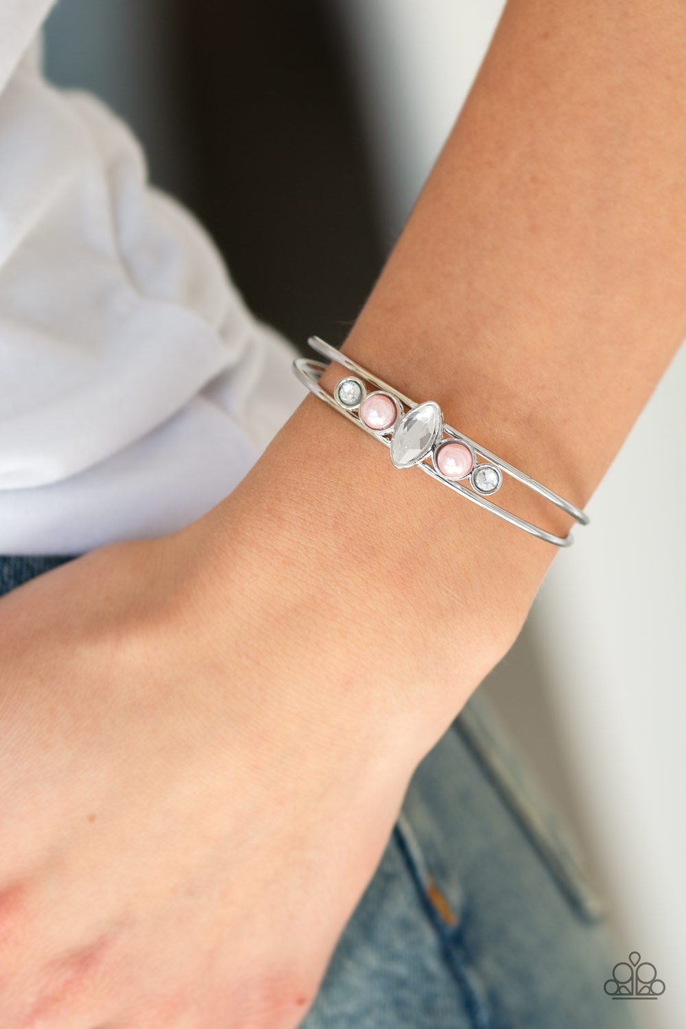 Guest of a Guest - pink - Paparazzi bracelet