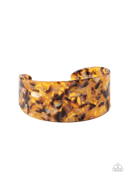 HAUTE Under the Collar - yellow - Paparazzi bracelet