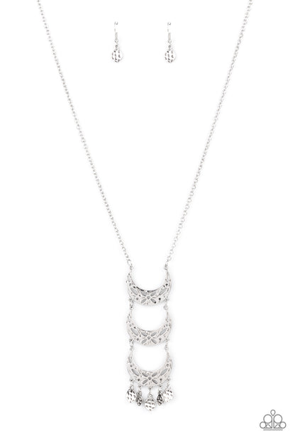 Half-Moon Child - silver - Paparazzi necklace