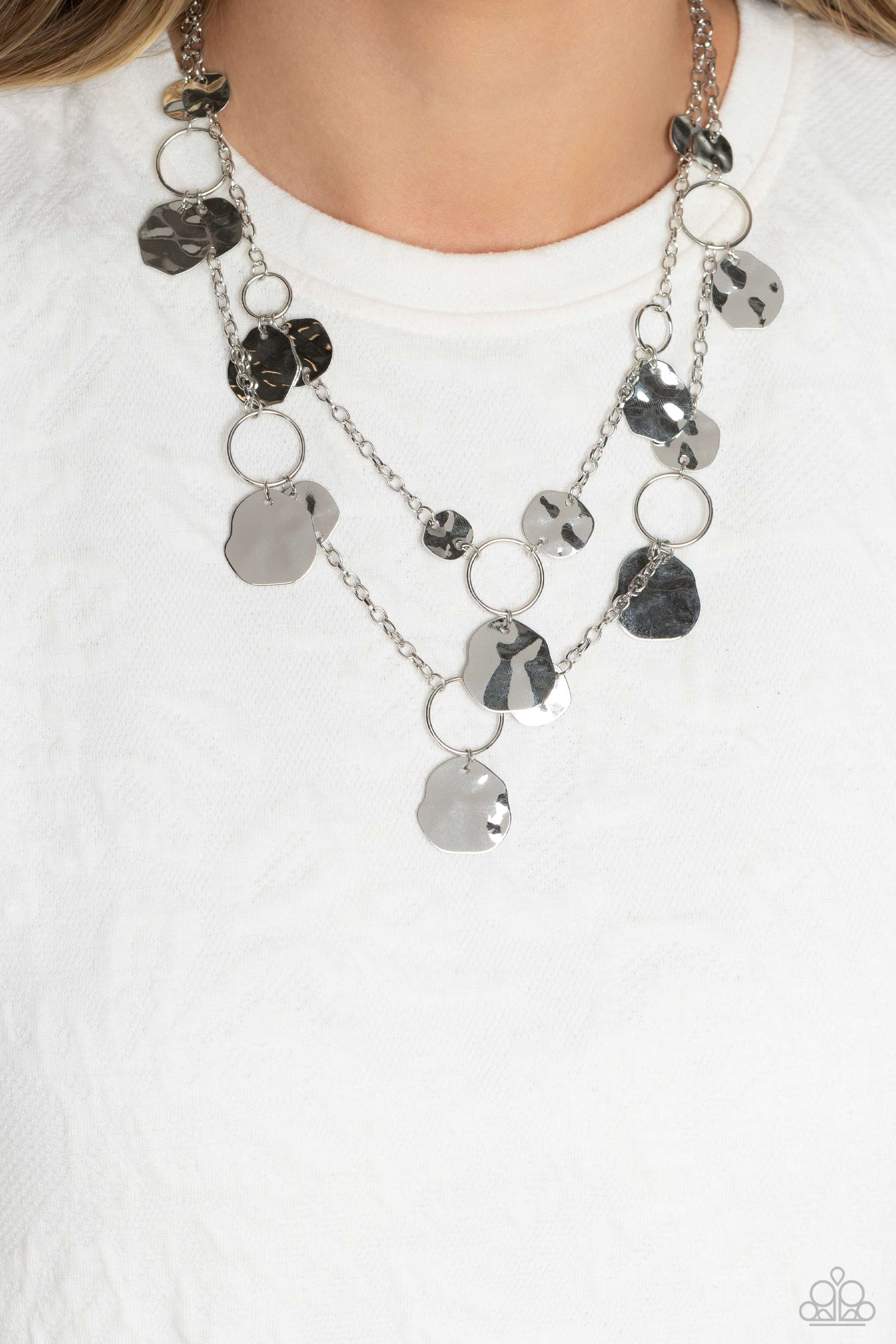 Hammered Horizons - silver - Paparazzi necklace