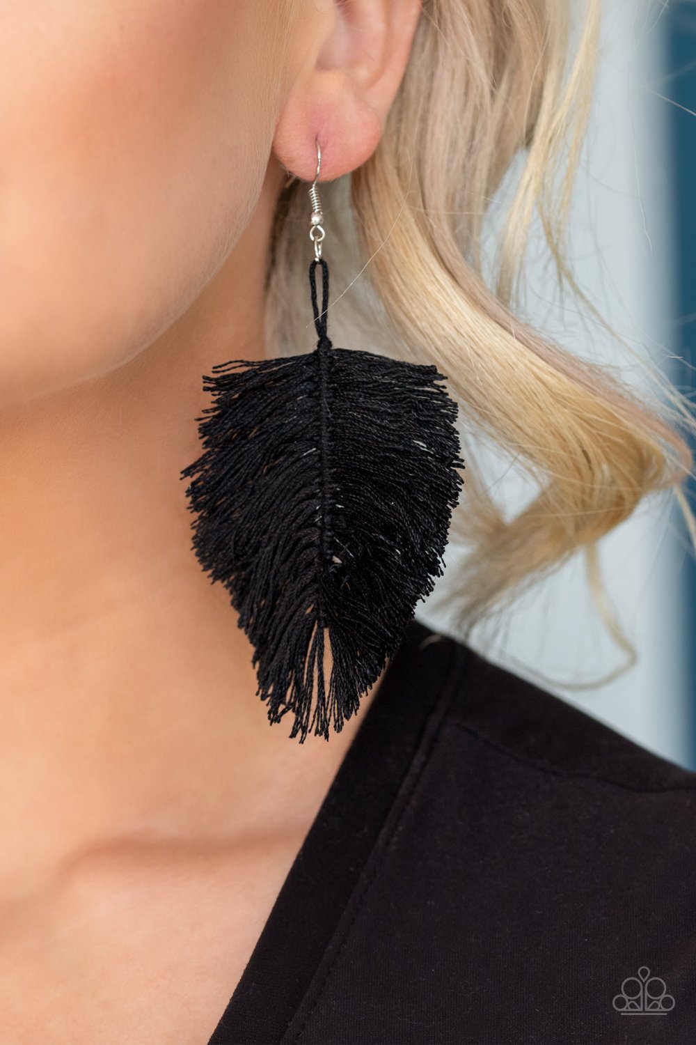 Hanging By A Thread-black-Paparazzi earrings