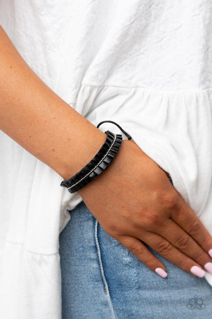 Hard to PLEATS - black - Paparazzi bracelet