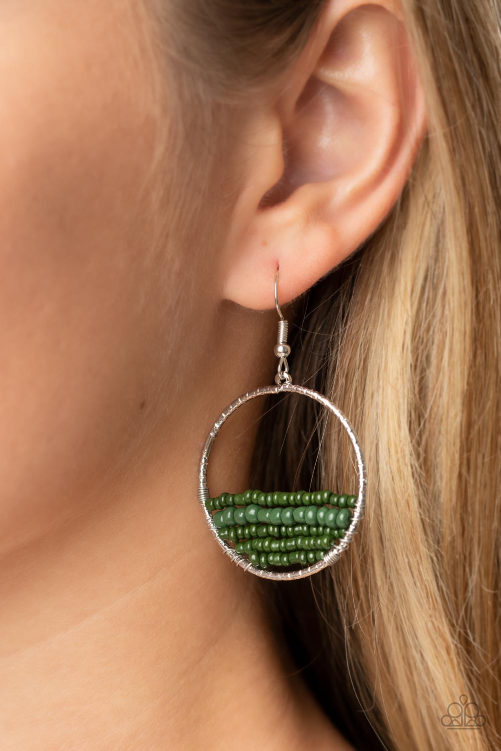 Head-Over-Horizons - green - Paparazzi earrings
