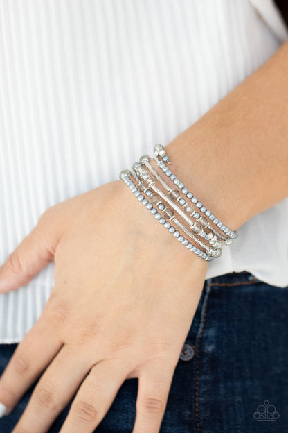 Head Turning Twinkle - silver - Paparazzi bracelet