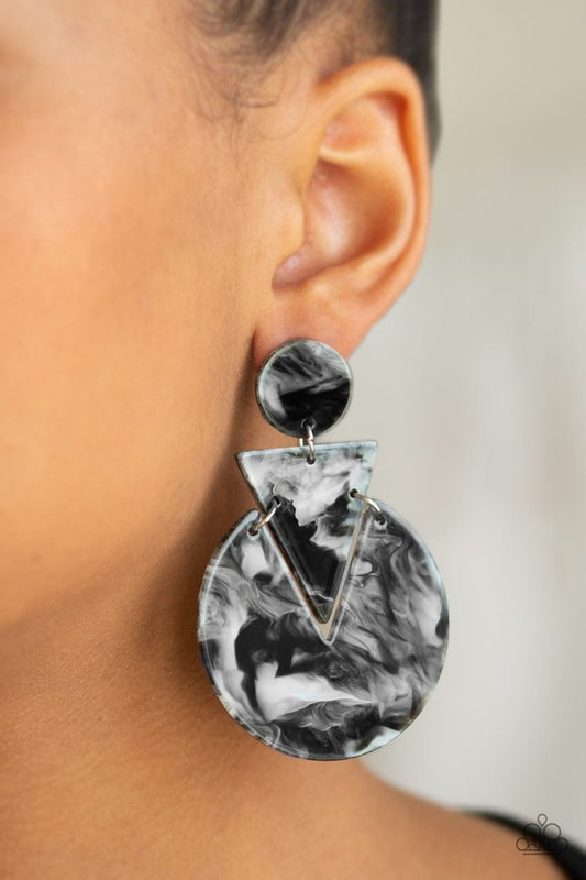 Head Under WATERCOLORS - black - Paparazzi earrings