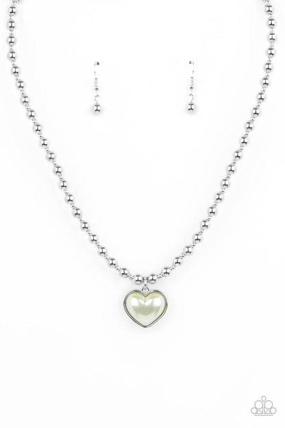 Heart Full of Fancy - green - Paparazzi necklace