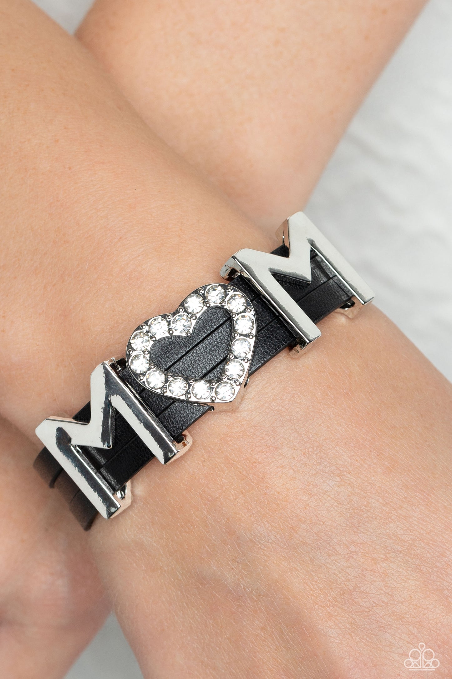 Heart of Mom - black - Paparazzi bracelet