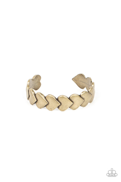 Hearts Galore - brass - Paparazzi bracelet