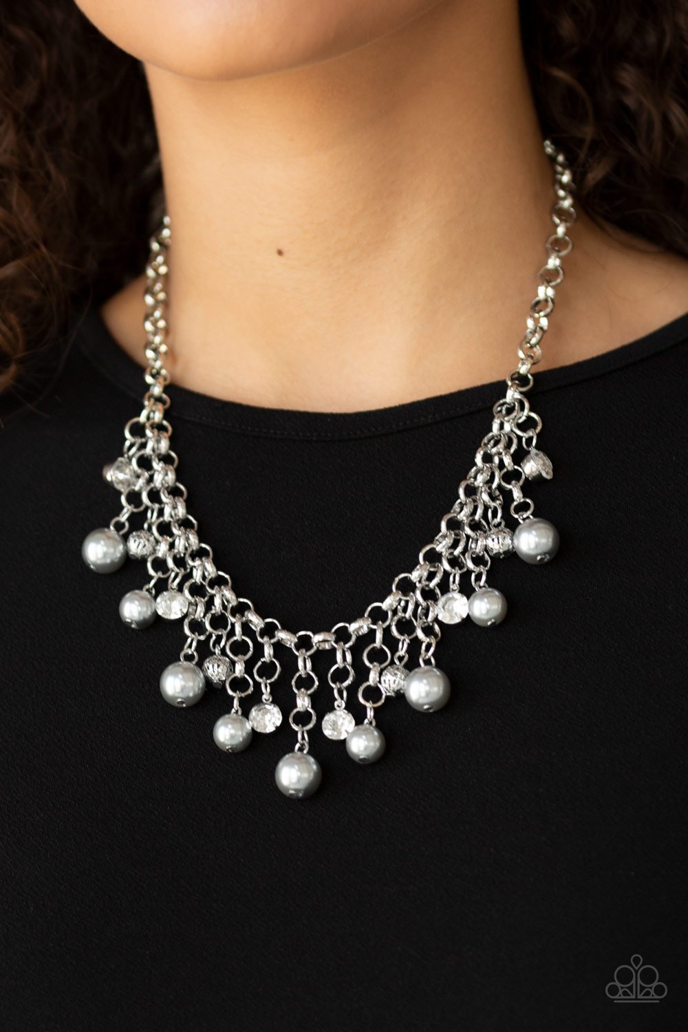 HEIR=Headed-silver-Paparazzi necklace
