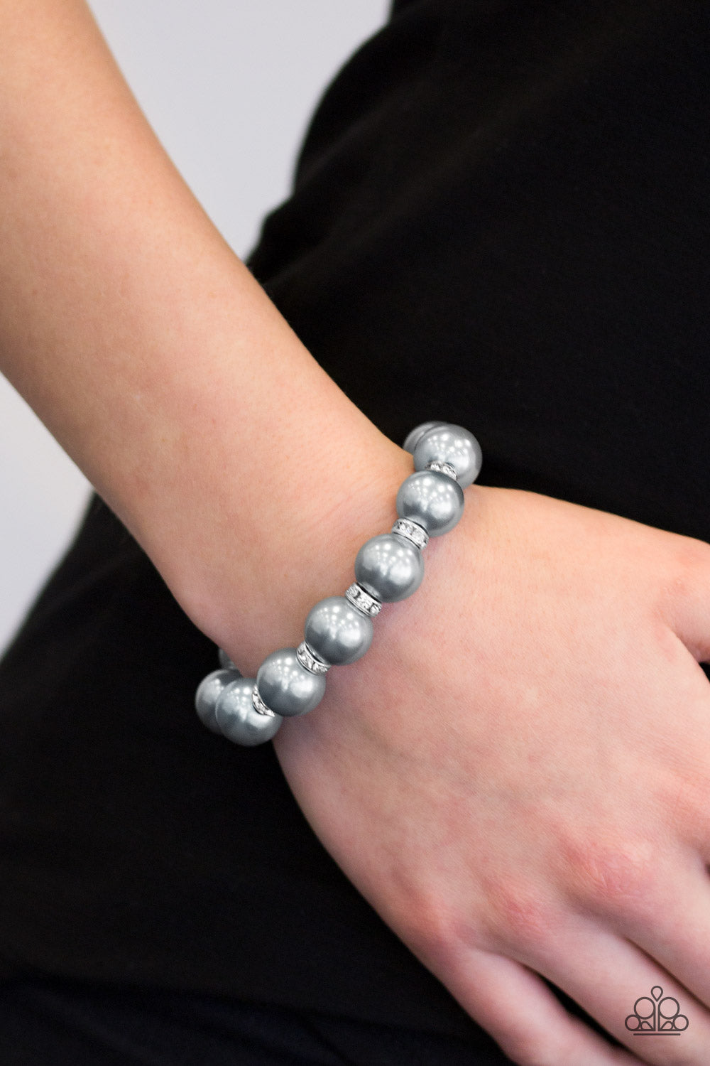 Here Comes the Bridesmaid - silver - Paparazzi bracelet