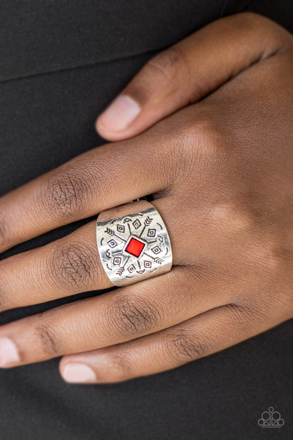 Here Today Gone Tom-ARROW - red - Paparazzi ring