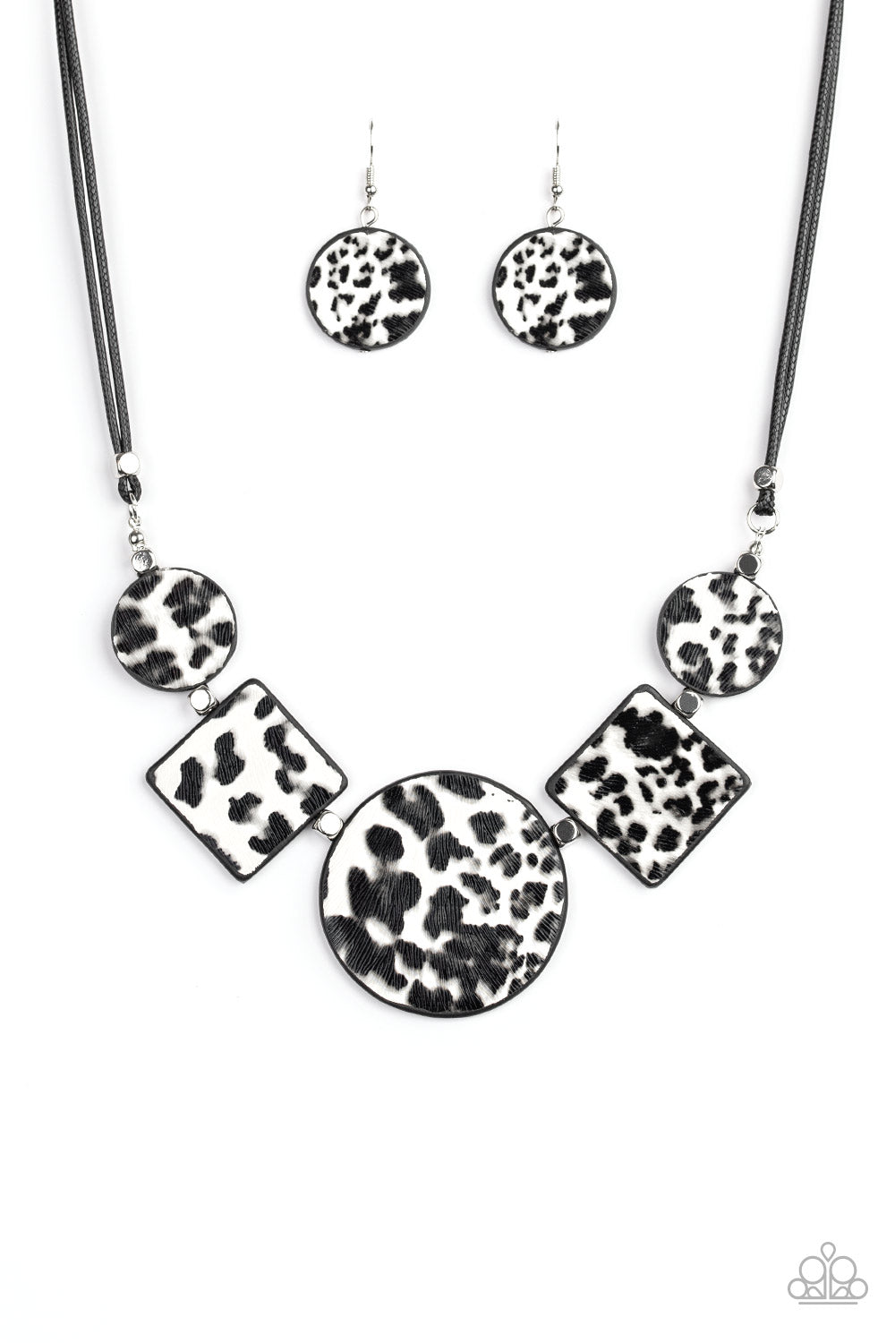 Here Kitty-Kitty - white - Paparazzi necklace