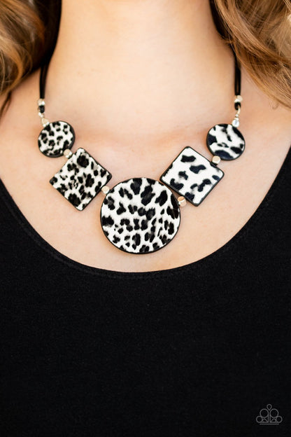 Here Kitty-Kitty - white - Paparazzi necklace