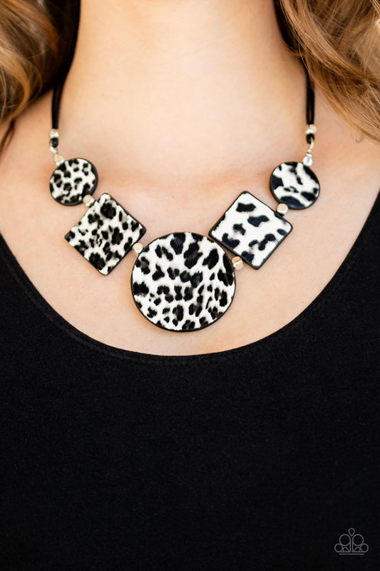 Here Kitty-Kitty - white - Paparazzi necklace