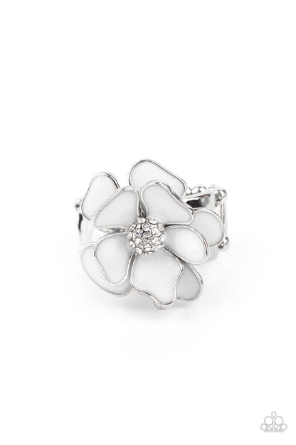 Hibiscus Holiday - white - Paparazzi ring