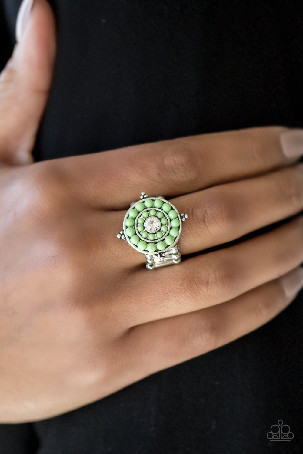High Tide Pool Party - green - Paparazzi ring