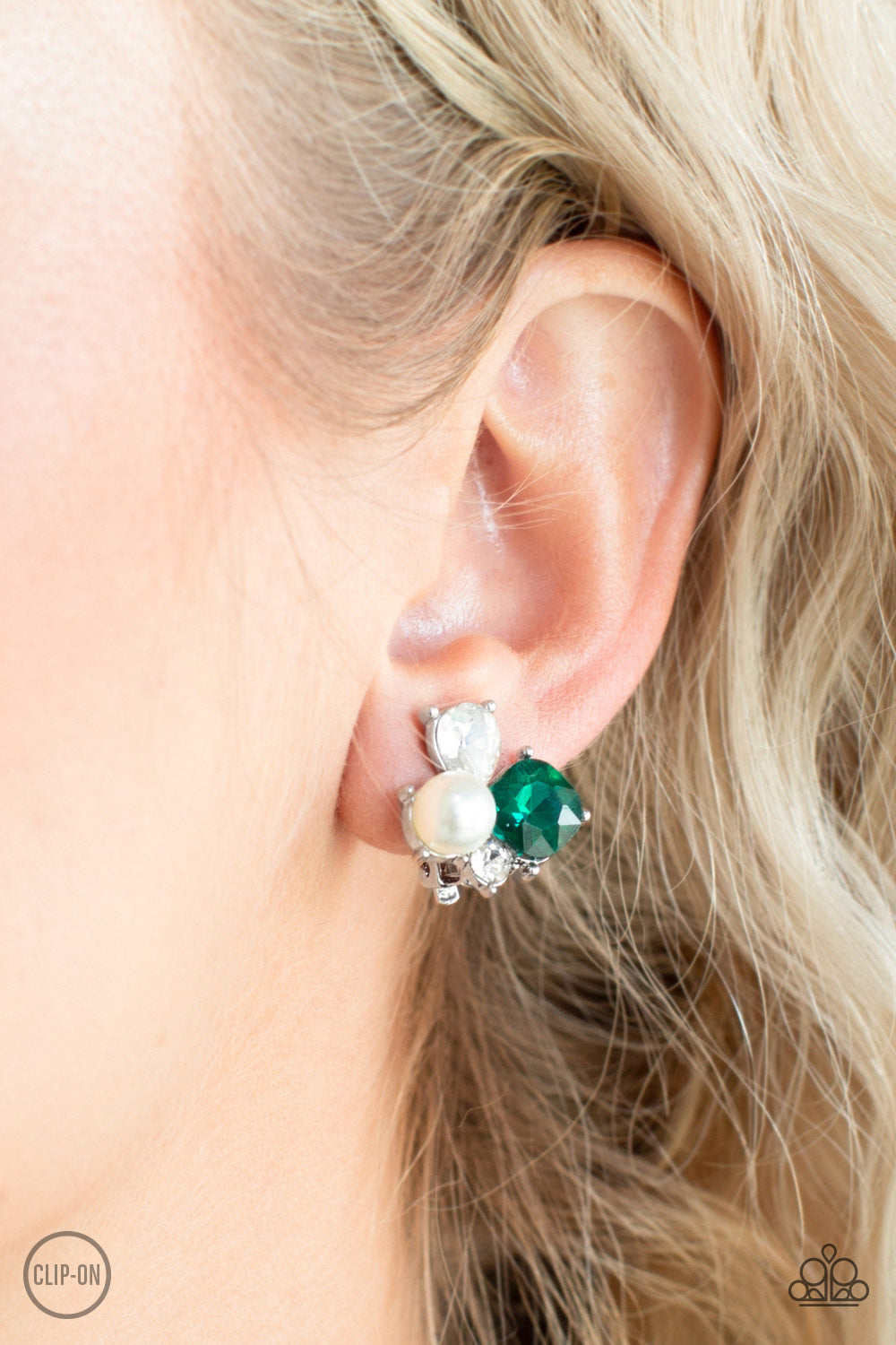 Highly High Class - green - Paparazzi CLIP ON earrings