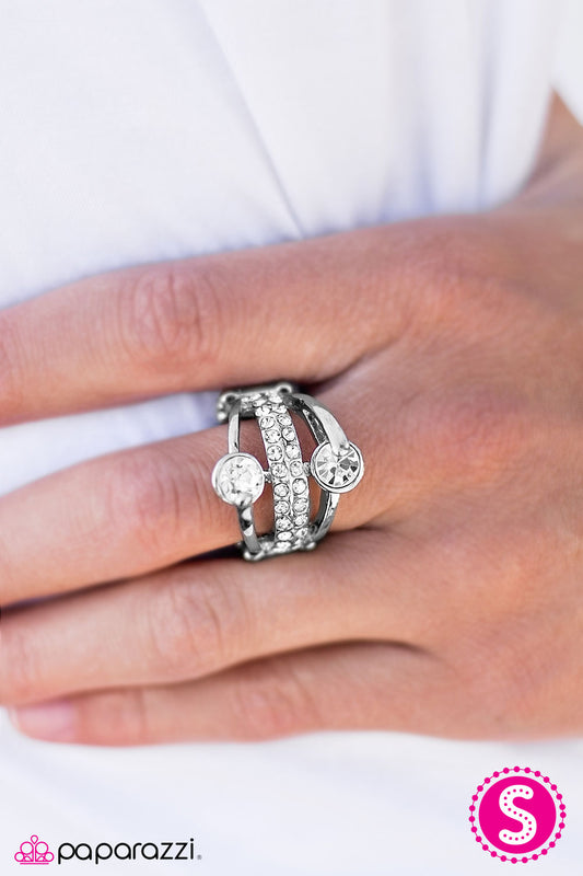 Hold On To Your Seat - White - Paparazzi ring