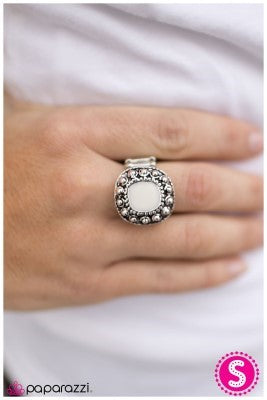 Hold Your Horses - White - Paparazzi ring