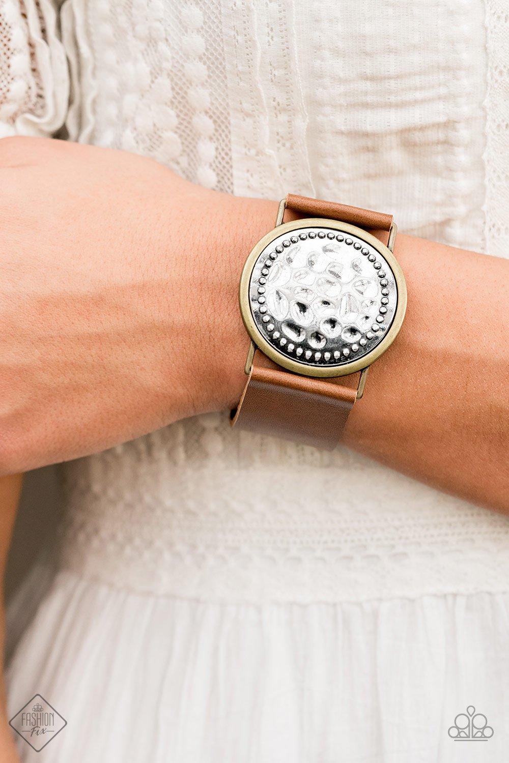 Hold Onto Your Buckle-brown-Paparazzi bracelet