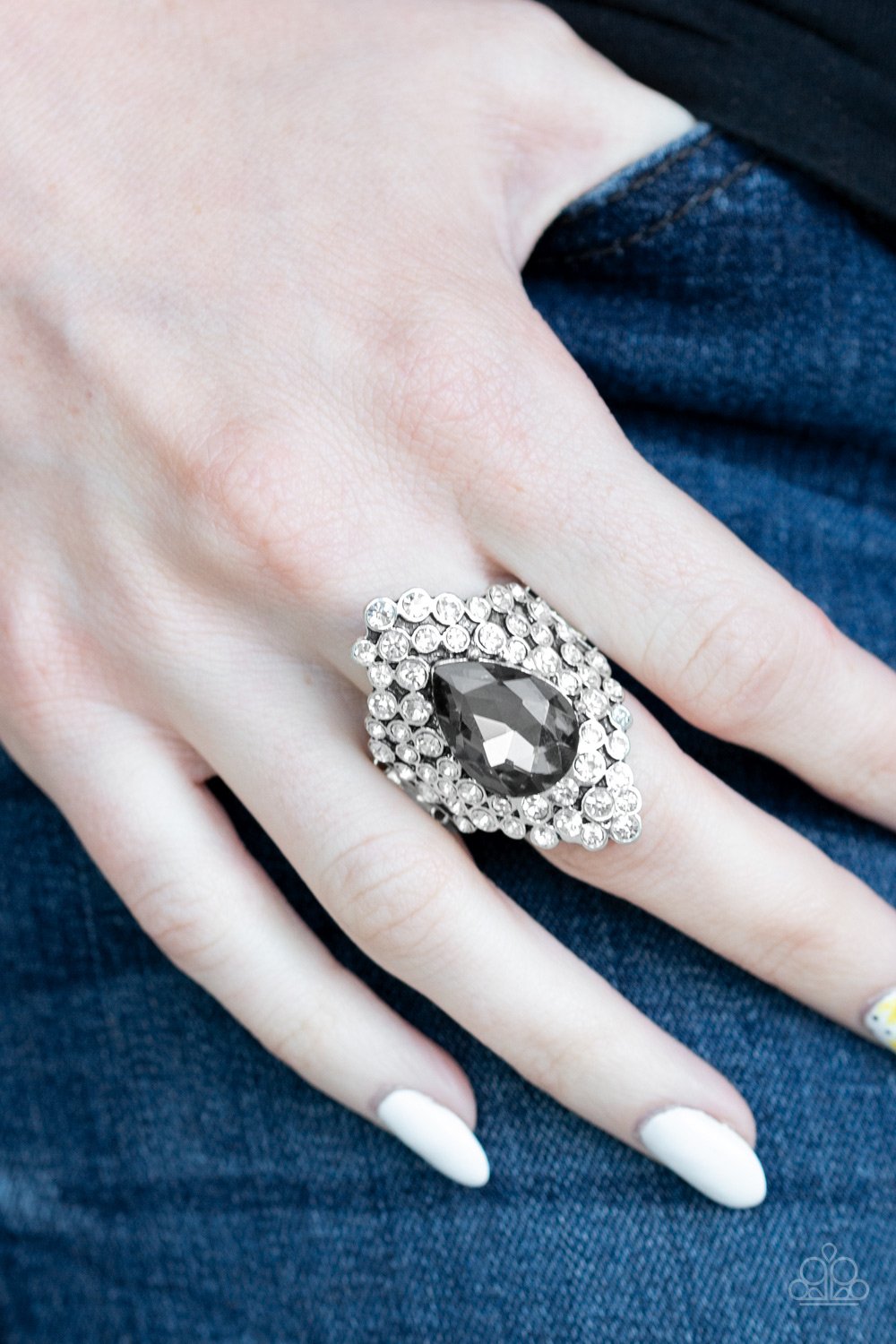 Hollywood Heiress-silver-Paparazzi ring