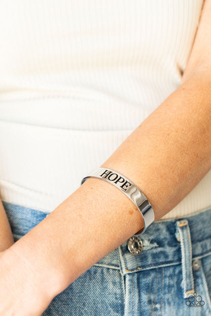 Hope Makes The World Go Round - silver - Paparazzi bracelet