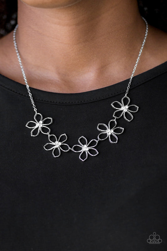 Hoppin Hibiscus - white - Paparazzi necklace
