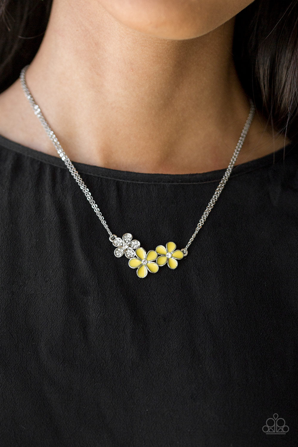 Hibiscus Haciendas - yellow - Paparazzi necklace