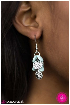 I like to Move It - Paparazzi earrings