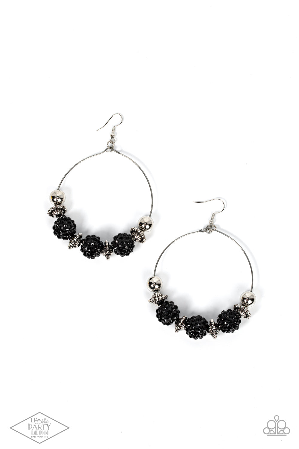 I Can Take a Compliment - black - Paparazzi earrings