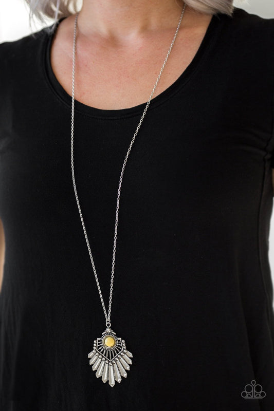 INDE-Pendant Idol - yellow - Paparazzi necklace