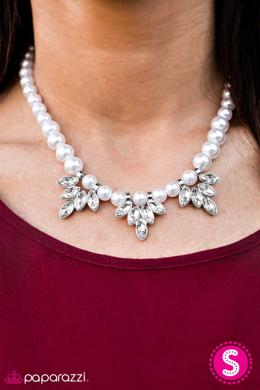 Ice Crystals - Paparazzi necklace