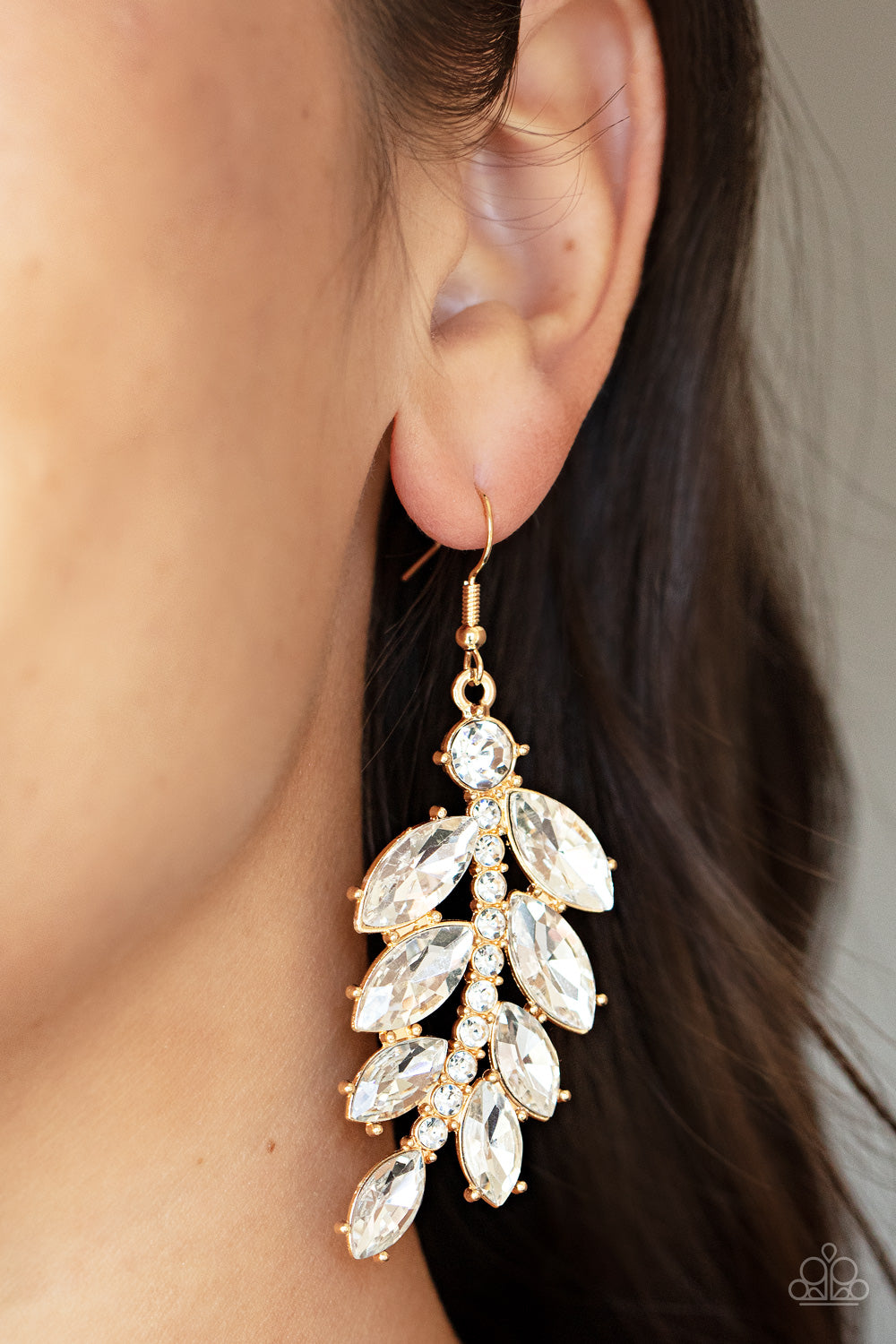 Ice Garden Gala - gold - Paparazzi earrings